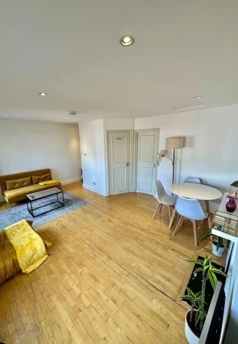 Victoria - 1 Bedroom Appartment 4 People 伦敦 外观 照片