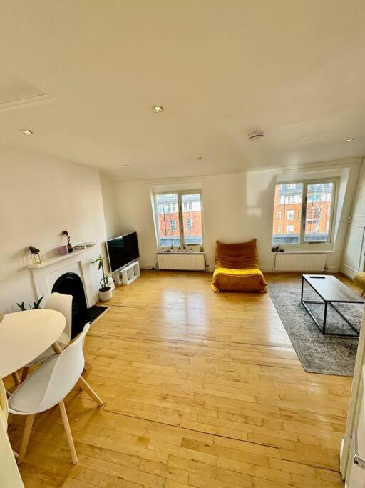 Victoria - 1 Bedroom Appartment 4 People 伦敦 外观 照片